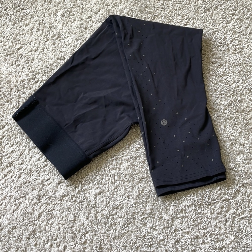 Lululemon women’s black leggings